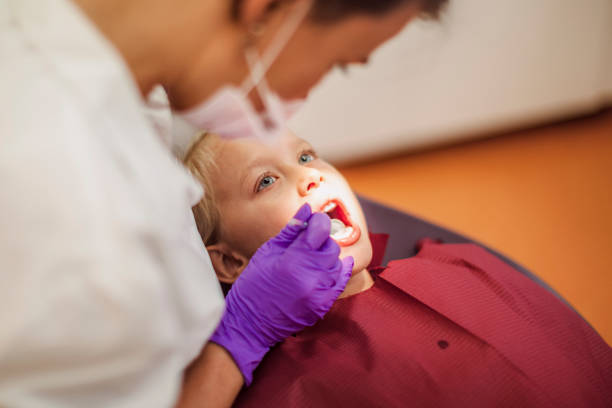Best Dentist for Tooth Abscess  in Lakewood, OH